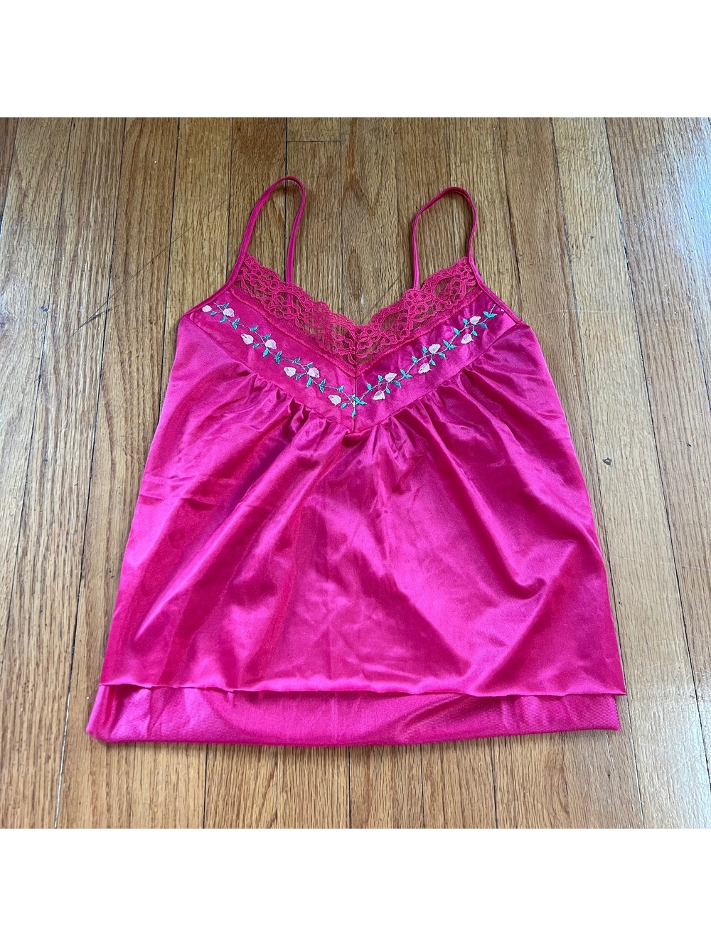 Vintage Y2K hot pink floral lace camisole
